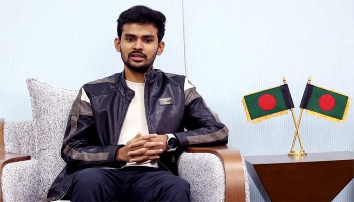 আ. লীগকে ফেরানোর খায়েশ বিপজ্জনক : আসিফ মাহমুদ আ. লীগকে ফেরানোর খায়েশ বিপজ্জনক : আসিফ মাহমুদ