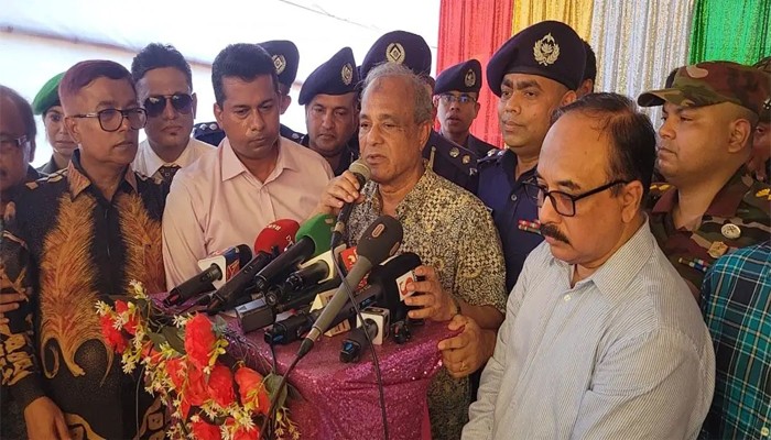 ‘বিদেশি মিডিয়া অনেক সময় মিথ্যা সংবাদ দিতে চায়’