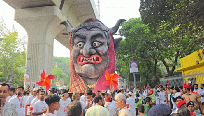 আনন্দ উল্লাসে শেষ হলো ‘আনন্দ শোভাযাত্রা’