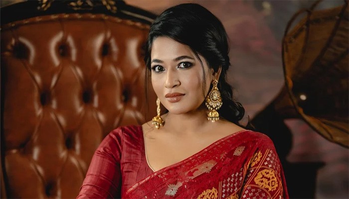 বাইরে জীবন সহজ, কিন্তু ভেতরে নীরবে ভাঙাগড়া চলে : বাঁধন