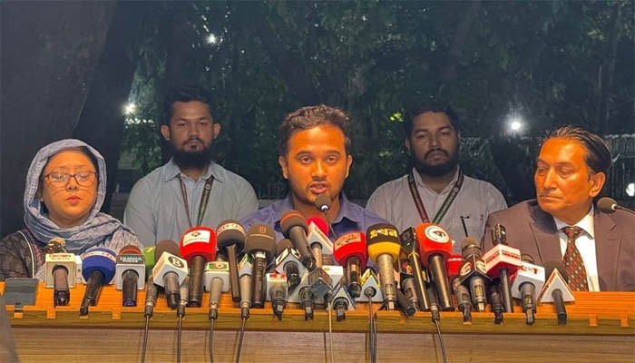 জুলাই শহীদ স্মৃতি ফাউন্ডেশনের সিইও পদ ছাড়লেন স্নিগ্ধ জুলাই শহীদ স্মৃতি ফাউন্ডেশনের সিইও পদ ছাড়লেন স্নিগ্ধ