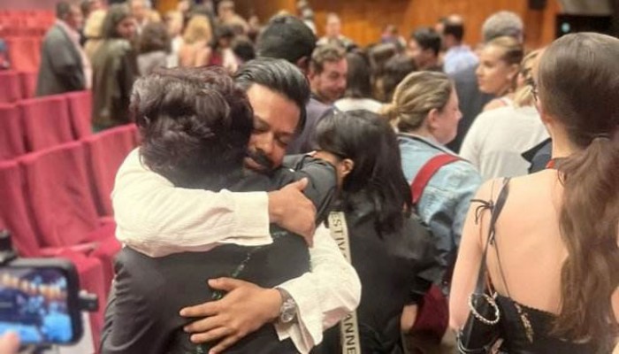 কান উৎসবে স্পেশাল মেনশন পুরস্কার পেল বাংলাদেশের ‘আলী’ কান উৎসবে স্পেশাল মেনশন পুরস্কার পেল বাংলাদেশের ‘আলী’