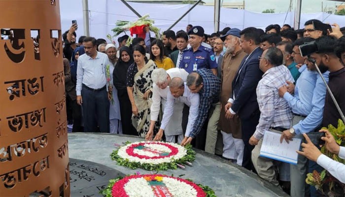 দেশের প্রথম ‘জুলাই শহীদ স্মৃতিস্তম্ভ’ উদ্বোধন
