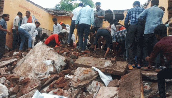 ভারতে স্কুল ভবন ধসে ৭ শিশুর মৃত্যু, গুরুতর আহত ২