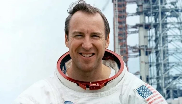 মহাকাশচারী জিম লোভেল আর নেই মহাকাশচারী জিম লোভেল আর নেই