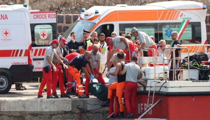 ইতালি উপকূলে অভিবাসীবাহী নৌকা ডুবে ২৬ জনের মৃত্যু