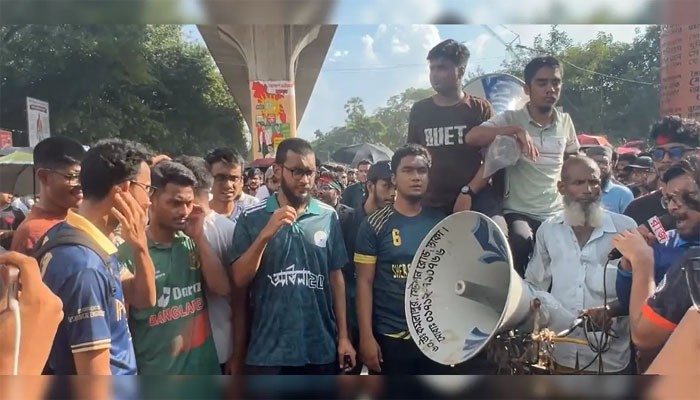 শাহবাগ অবরোধ বুয়েট শিক্ষার্থীদের  শাহবাগ অবরোধ বুয়েট শিক্ষার্থীদের