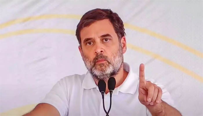 মোদি দেশের জনগণের সামনে ‘মুখ দেখানো কঠিন হবে’, হুঁশিয়ারি রাহুল গান্ধীর মোদি দেশের জনগণের সামনে ‘মুখ দেখানো কঠিন হবে’, হুঁশিয়ারি রাহুল গান্ধীর