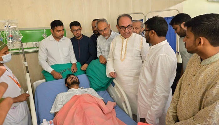 নুরের ওপর হামলা উদ্দেশ্যমূলক : মির্জা আব্বাস