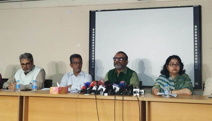ডাকসু নির্বাচনের ব্যালট নীলক্ষেতে ছাপানোর বিষয়ে যা বললেন উপাচার্য ডাকসু নির্বাচনের ব্যালট নীলক্ষেতে ছাপানোর বিষয়ে যা বললেন উপাচার্য