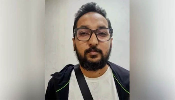 হালট্রিপ কেলেঙ্কারির তাজবীর গ্রেপ্তার হালট্রিপ কেলেঙ্কারির তাজবীর গ্রেপ্তার