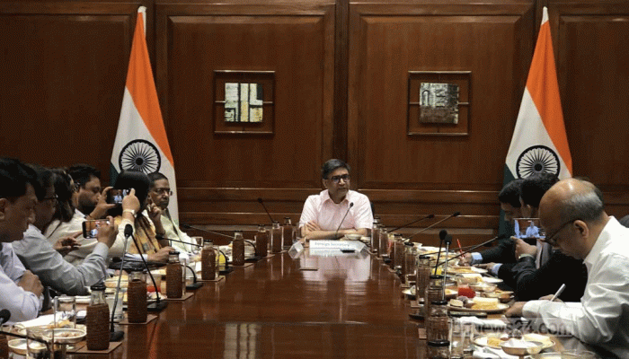 বাংলাদেশে যত দ্রুত সম্ভব নির্বাচনের পক্ষে ভারত : বিক্রম মিশ্রি বাংলাদেশে যত দ্রুত সম্ভব নির্বাচনের পক্ষে ভারত : বিক্রম মিশ্রি