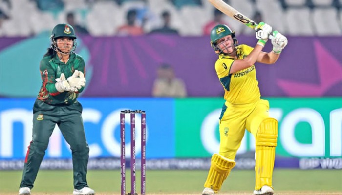 অস্ট্রেলিয়ার কাছে ১০ উইকেটের হার বাংলাদেশের