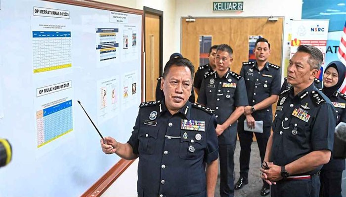 মালয়েশিয়ায় বিশাল প্রতারক চক্রের সন্ধান, বাংলাদেশিসহ ২ হাজার গ্রেপ্তার 