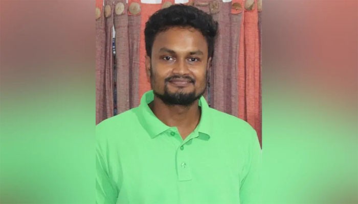 এনসিপির কার্যক্রম থেকে সরে দাঁড়ালেন মাহিম