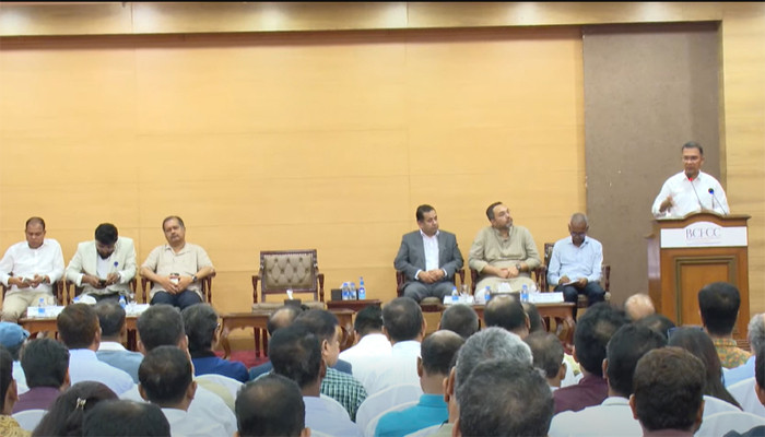 ​দেশের জন্য ইতিবাচক কাজ করার আহ্বান প্রধানমন্ত্রীর