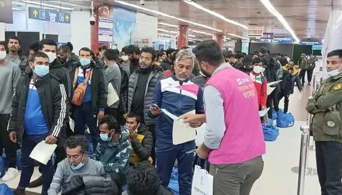 দেশে ফিরলেন লিবিয়ায় আটক ১৭২ বাংলাদেশি