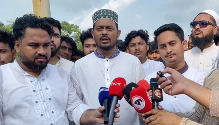 ভারতকে আন্তর্জাতিক আদালতে বিচারের মুখোমুখি করতেই হবে : নাসীরুদ্দীন
