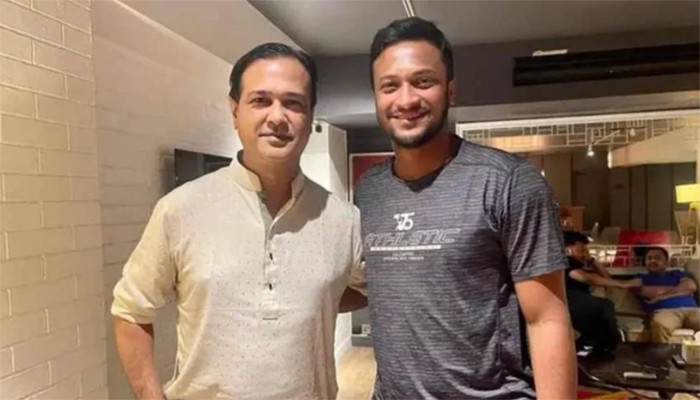 সাকিবকে নিয়ে অবস্থান বদল, ক্ষমা চাইলেন আসিফ আকবর!