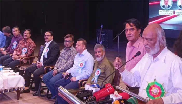 বিশ্বের সবচেয়ে শক্তিশালী অস্ত্র শান্তি : মঈন খান