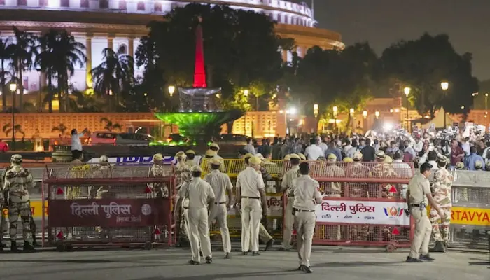 সিজেপিকে মোকাবিলায় নয়াদিল্লিতে ২৫ হাজার পুলিশ, ৩ শতাধিক ক্যামেরা