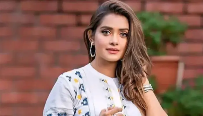 সড়ক দুর্ঘটনার কবলে অভিনেত্রী তানজিন তিশা