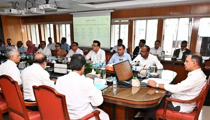 জনগণের অর্থের প্রতিটি পয়সা দেশের স্বার্থে ব্যয় করতে হবে