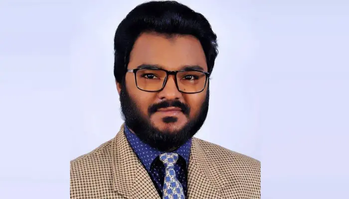 ওসমান হাদি বলে গেছেন, পাটওয়ারী জুলাই বিক্রিকারী গাদ্দার : ফারুক