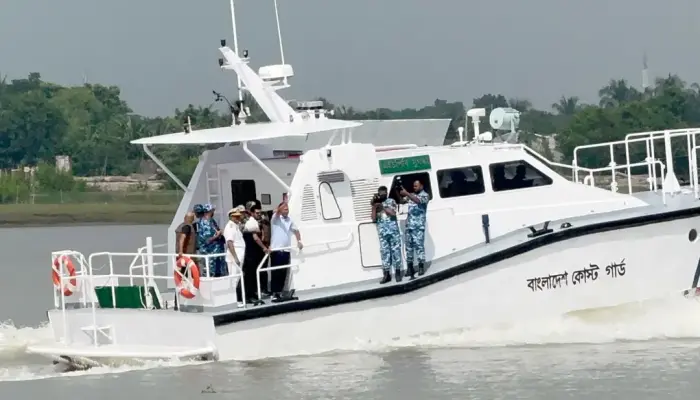 মোংলায় পৌঁছেছেন প্রধানমন্ত্রী