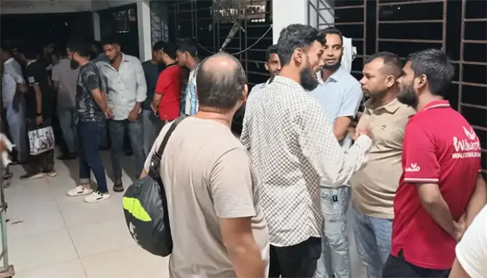 পাবনায় দুর্বৃত্তের গুলিতে শ্রমিক লীগ ও শ্রমিক দলের ২ নেতা নিহত