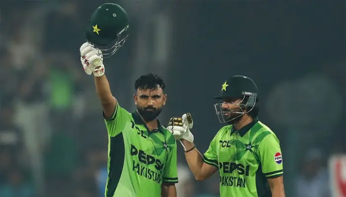 ফাইনালে রান তাড়ার বিশ্ব রেকর্ড গড়ে চ্যাম্পিয়ন পাকিস্তান